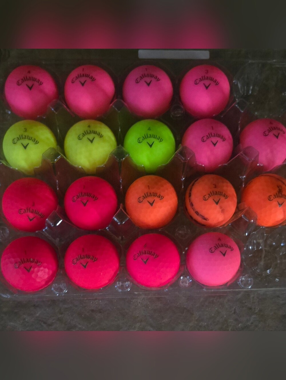 18 Callaway Neon Matte Golf Balls. Supersoft, Superfast. Near Mint Condition.
